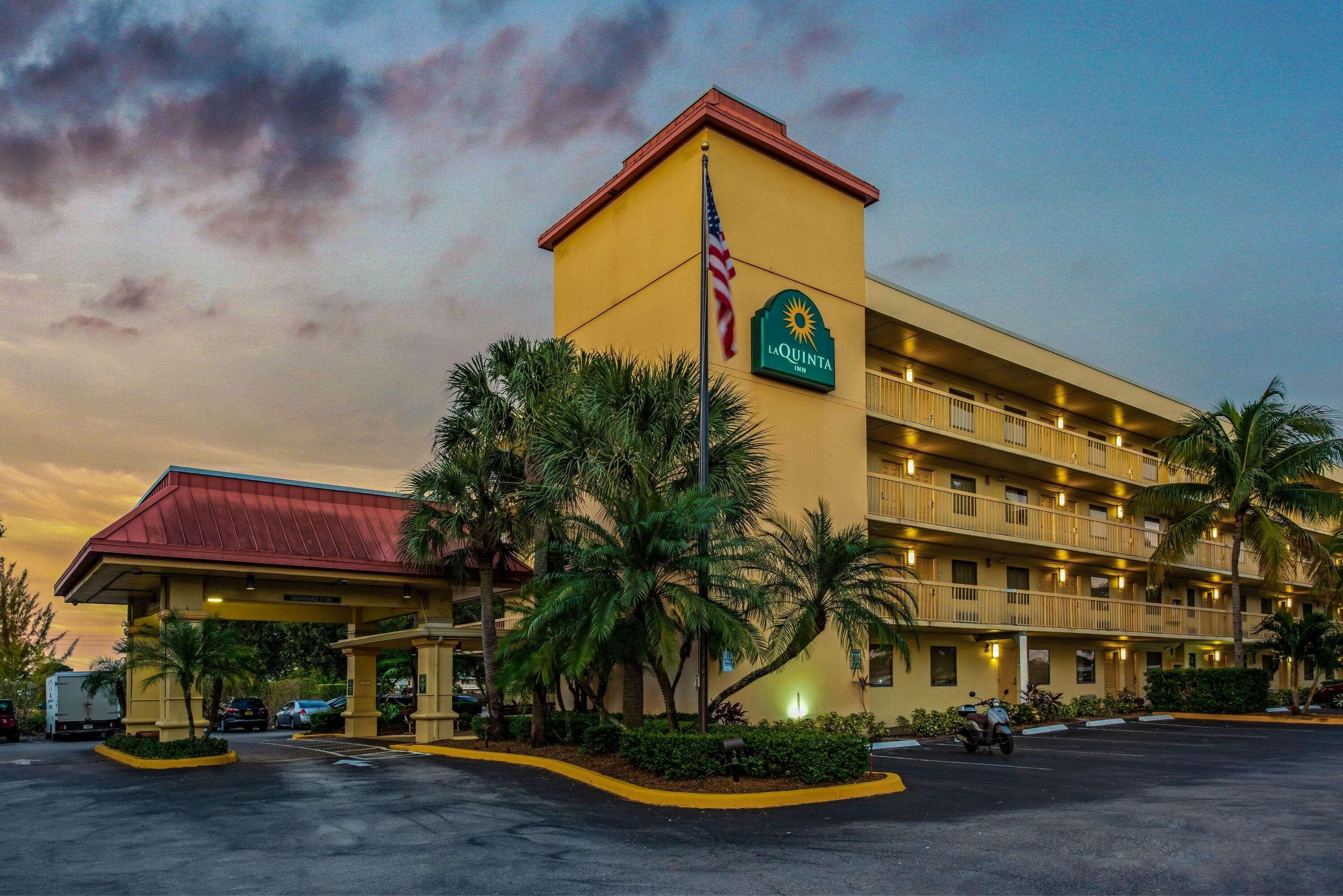 La Quinta Inn By Wyndham West Palm Beach - Florida Turnpike Eksteriør bilde