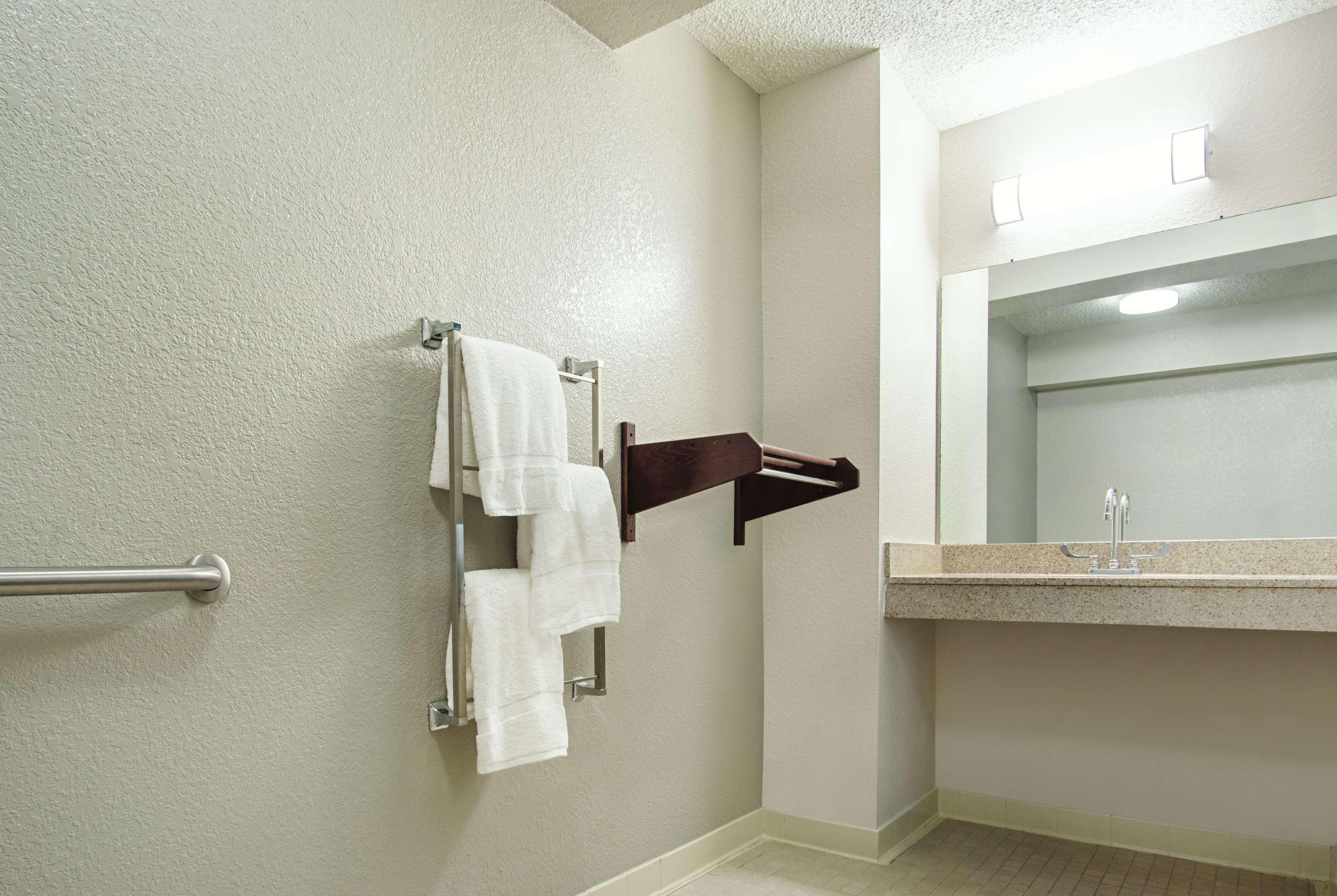La Quinta Inn By Wyndham West Palm Beach - Florida Turnpike Eksteriør bilde